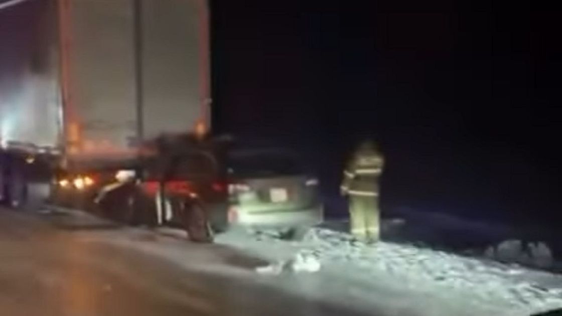 Автомобили попали в аварию