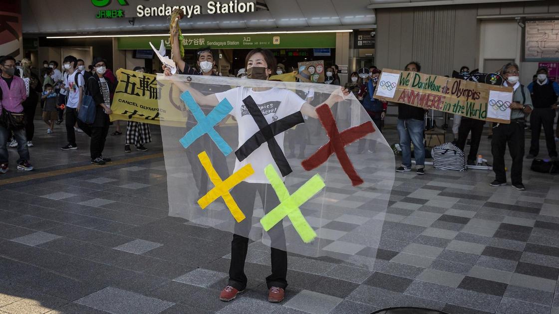 Протесты против Олимпиады в Токио