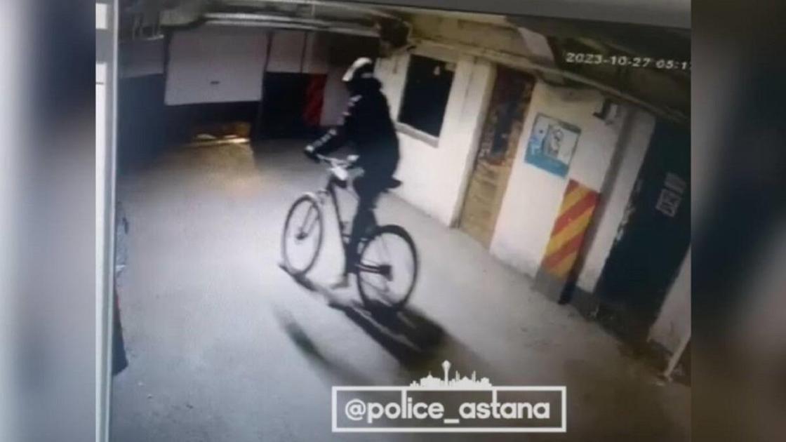 Подозреваемый на велосипеде