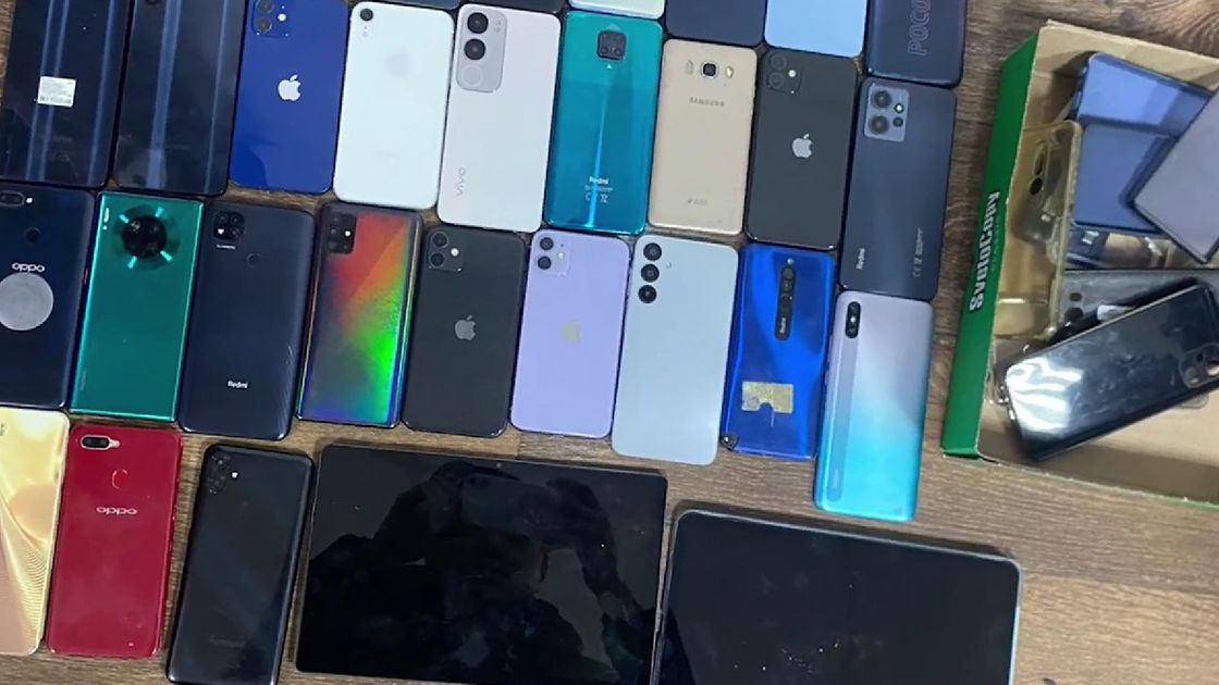 Изъятые телефоны