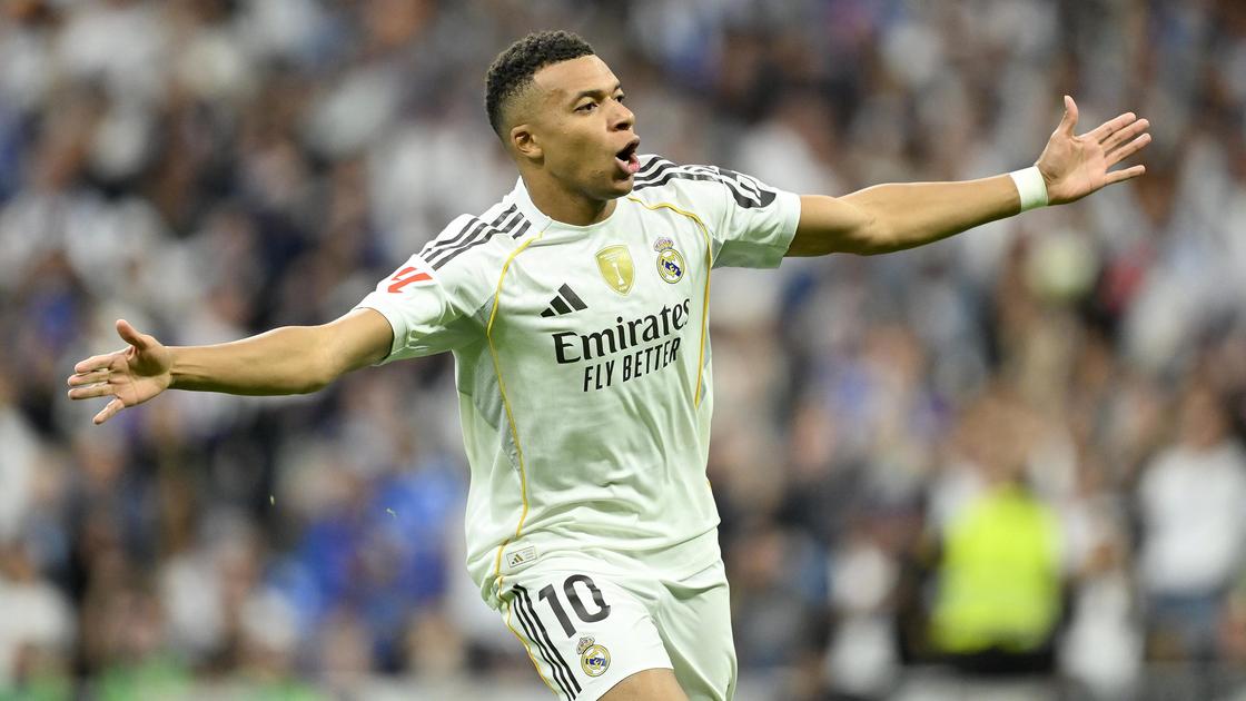 Французский футболист Килиан Мбаппе