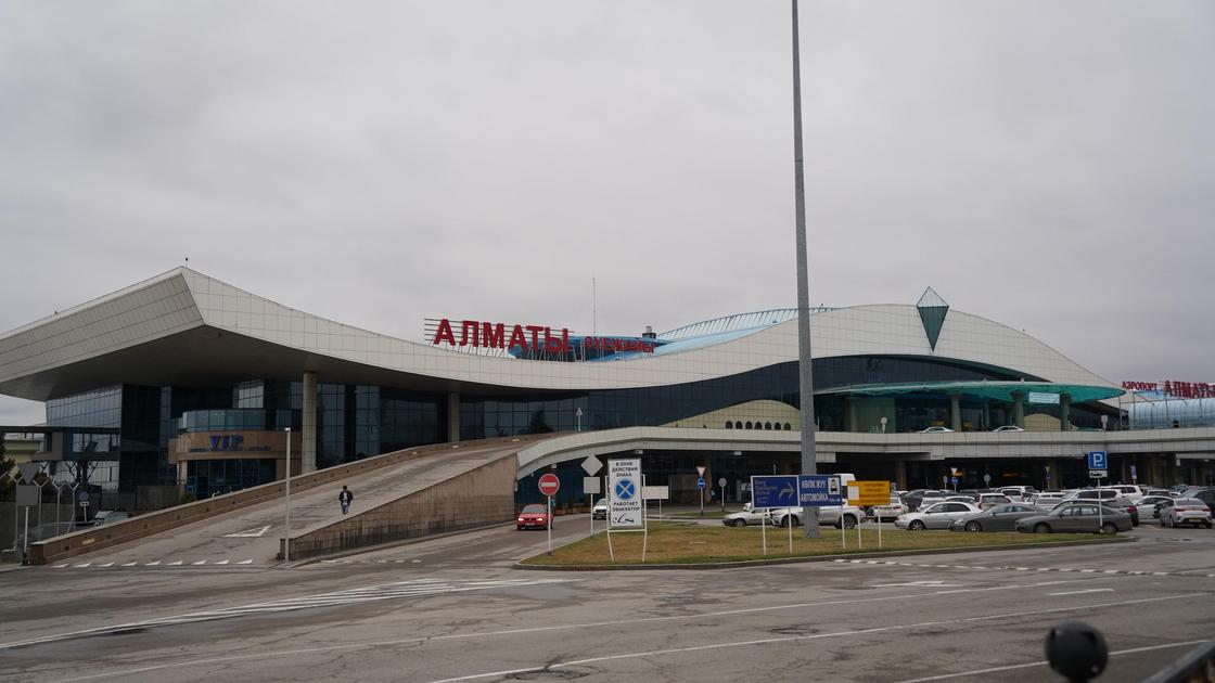 казахстан аэропорт алматы. алматы готов. казахстан аэропорт алматы. ночной город алматы. лето аэропорт алматы.