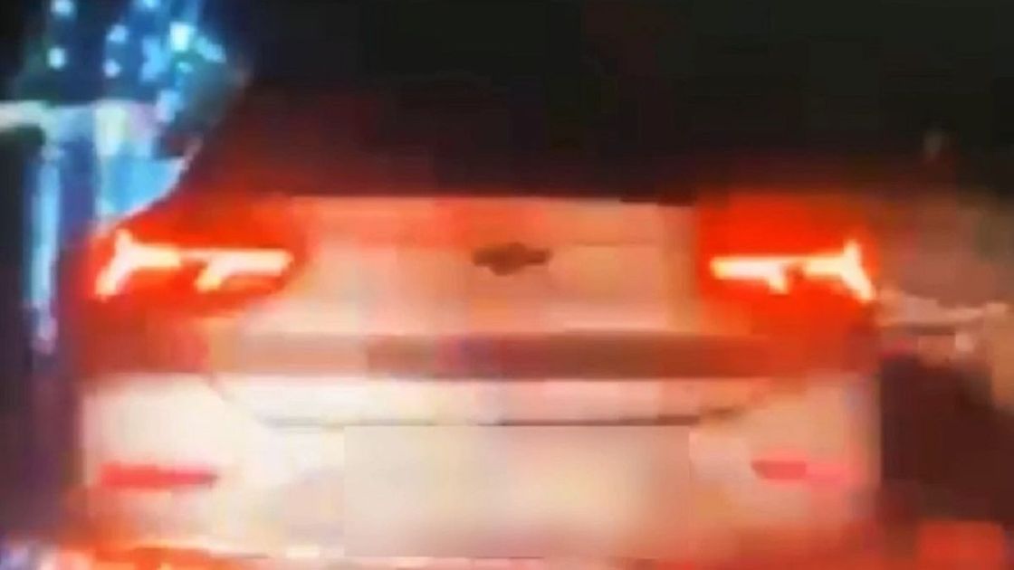 Автомобиль