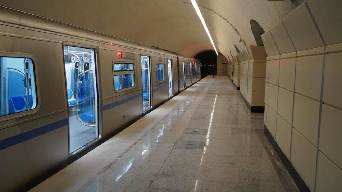 Станция метро "Сарыарка"