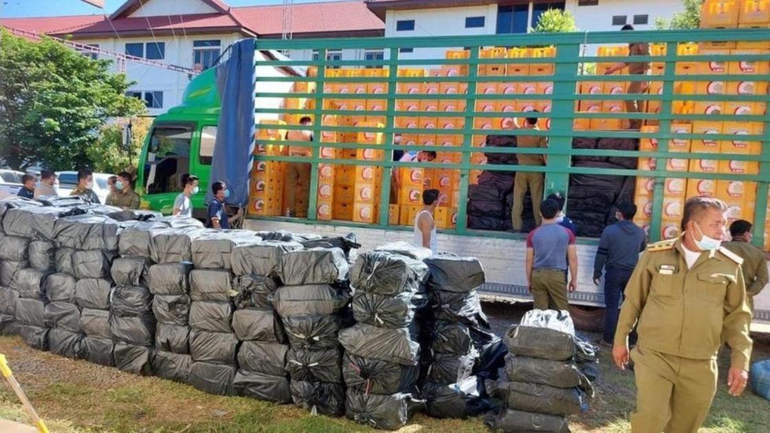 Полицейские обнаружили фургон с метамфетамином в Лаосе