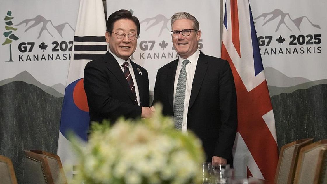 Ли Чжэ Мен и Кир Стармер