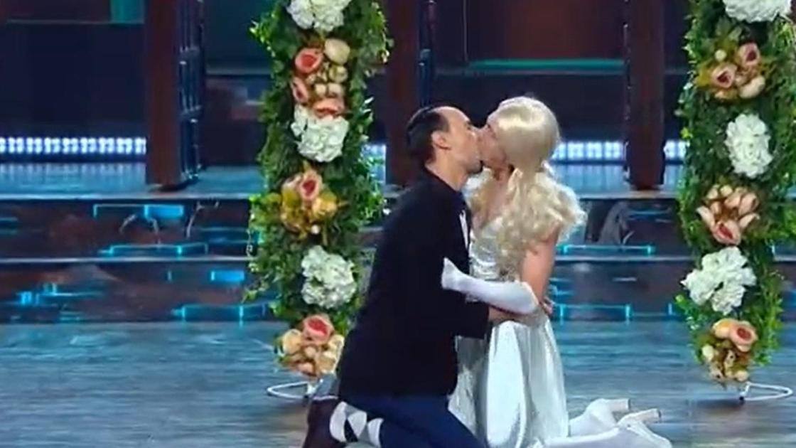 Поцелуй Дениса Дорохова