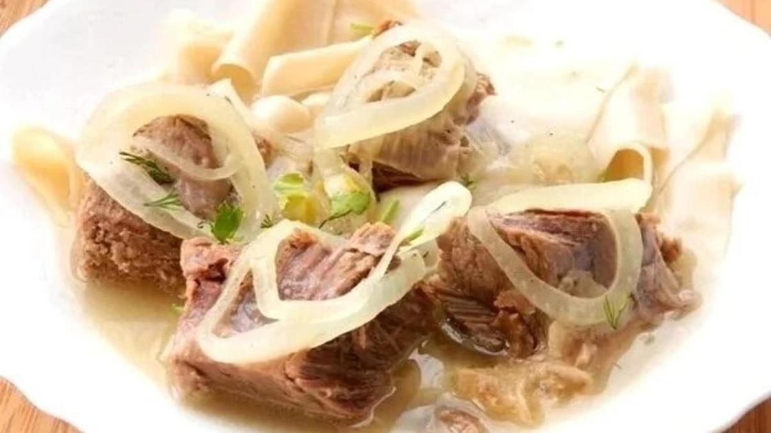 Казахские национальные блюда по-казахски и казы, шужык и другие блюда из конины