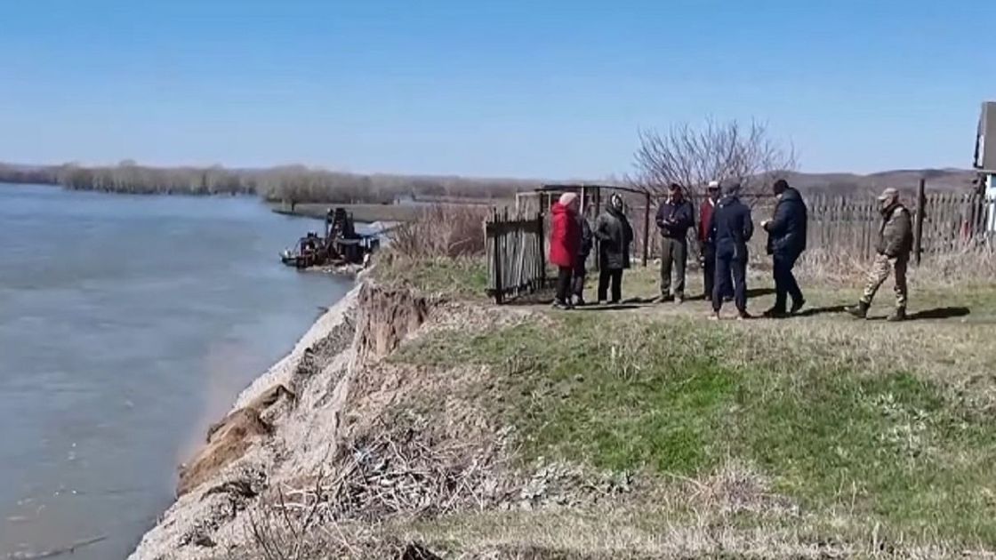 Жители села