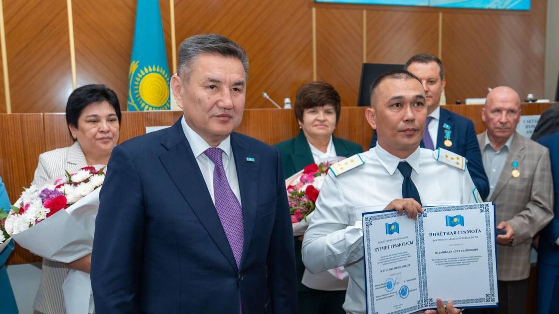 Награждение полицейских в ВКО