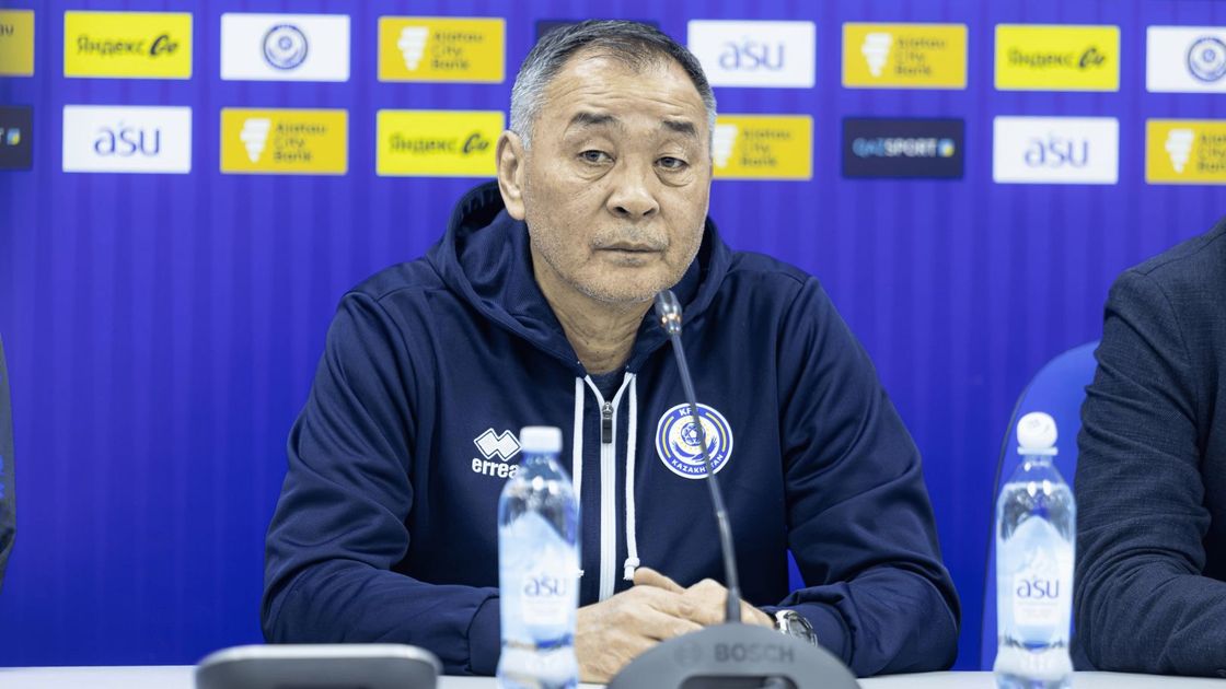 Главный тренер сборной Казахстана Талгат Байсуфинов