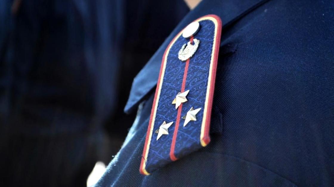 Погоны полицейского