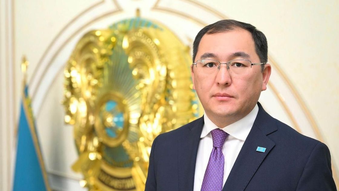 Айбек Смадияров