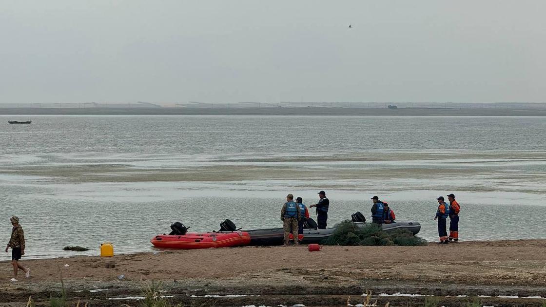 Поиски пропавшего вертолета в Алматинской области