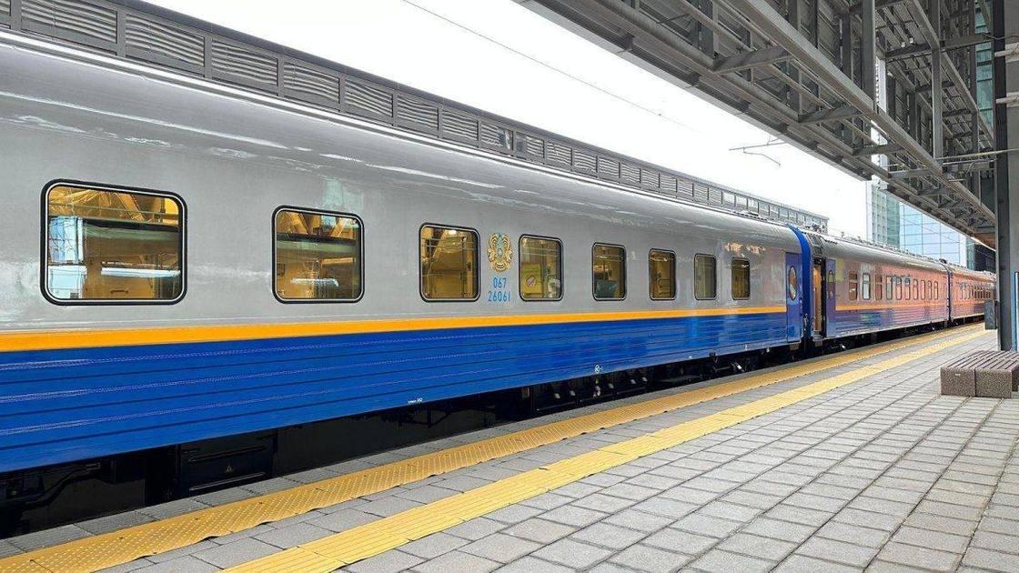 жолаушылар пойызы