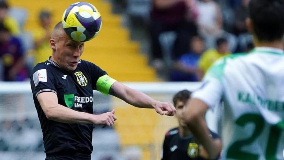 Игрок ФК "Женис" Исламбек Куат