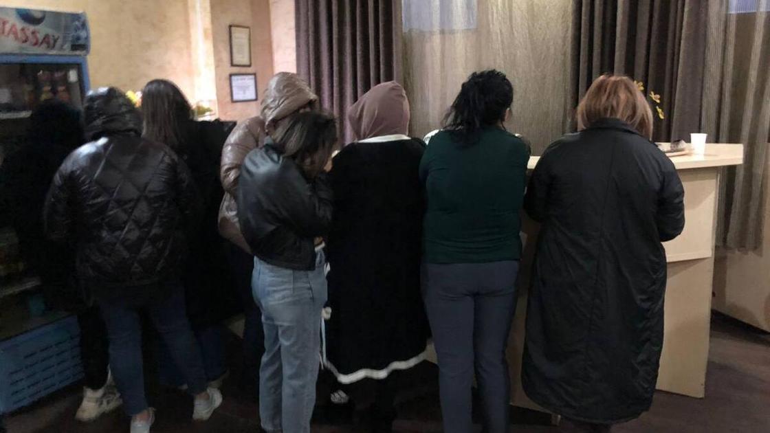 Секс-туризм процветает: иностранцы откровенно рассказали, как надо кадрить девушек в Алматы