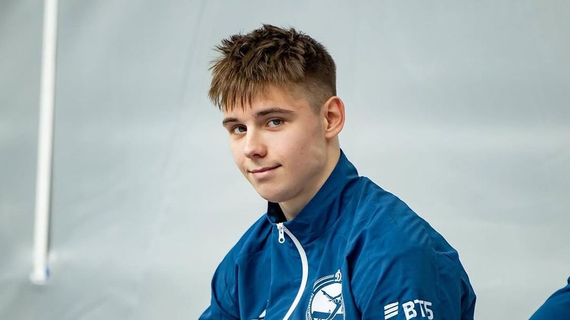 Казахстанский гимнаст Роман Маменов