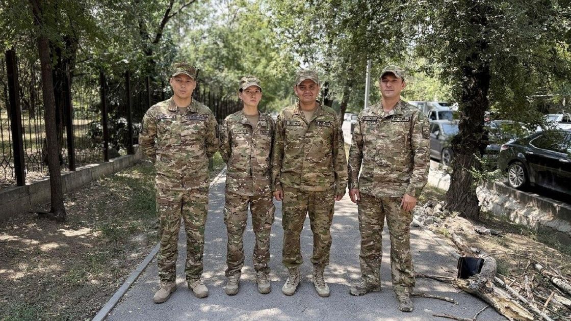 Военнослужащие, спасшие ребенка от нападения
