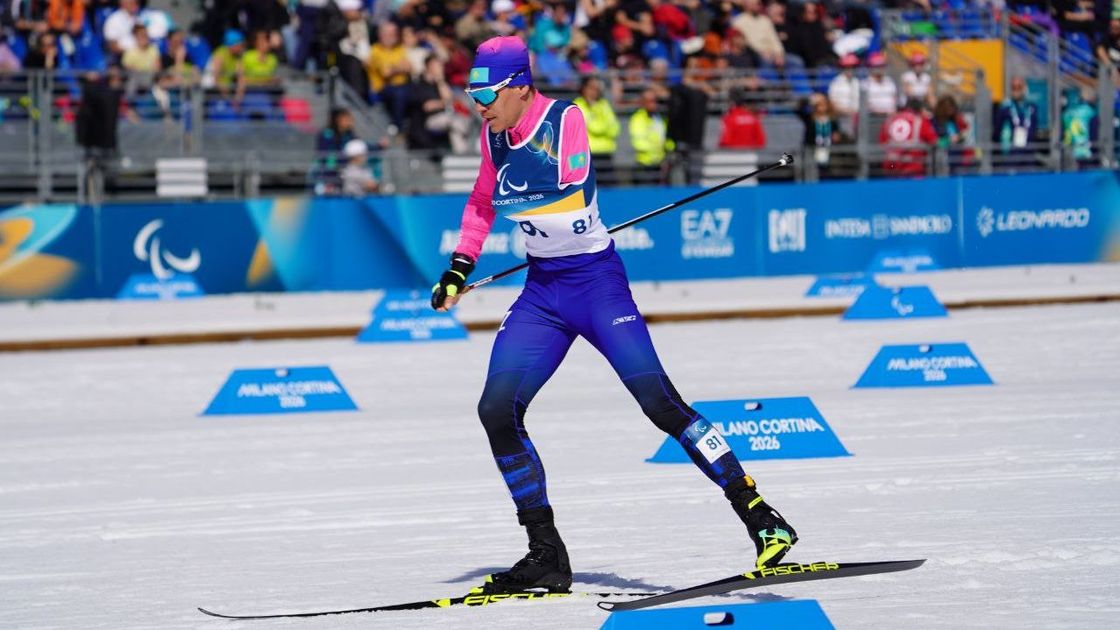 Казахстанский пара спортсмен Александр Герлиц