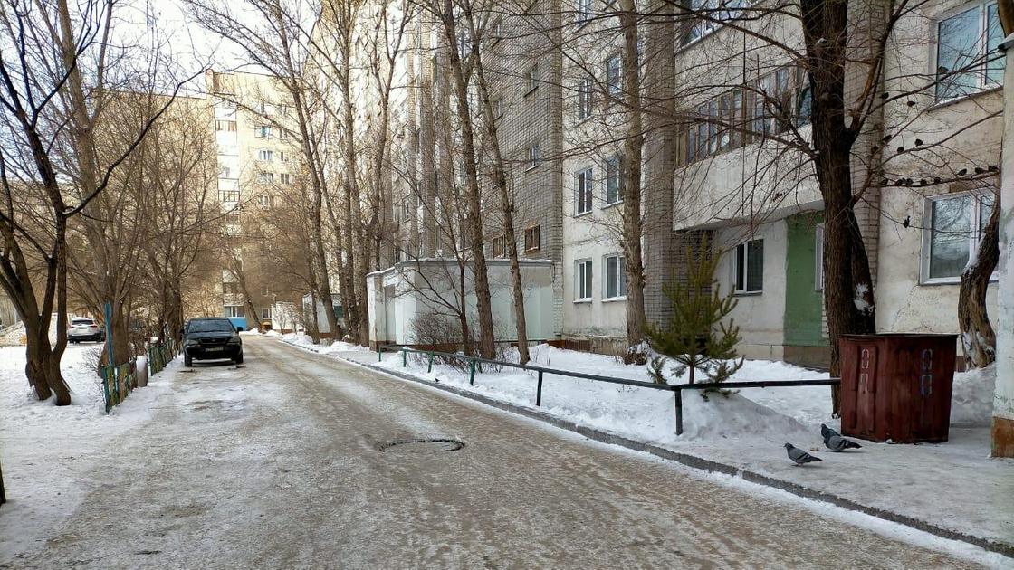 Двор, где произошло убийство в Павлодаре