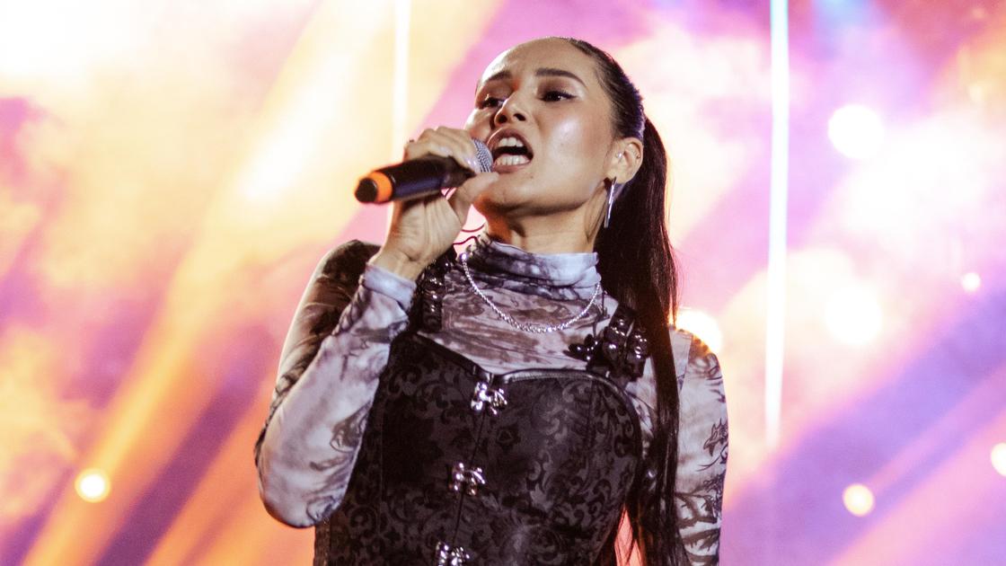 Наzима на сцене BEU Fest