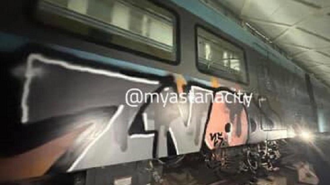 Разрисованный вагон LRT