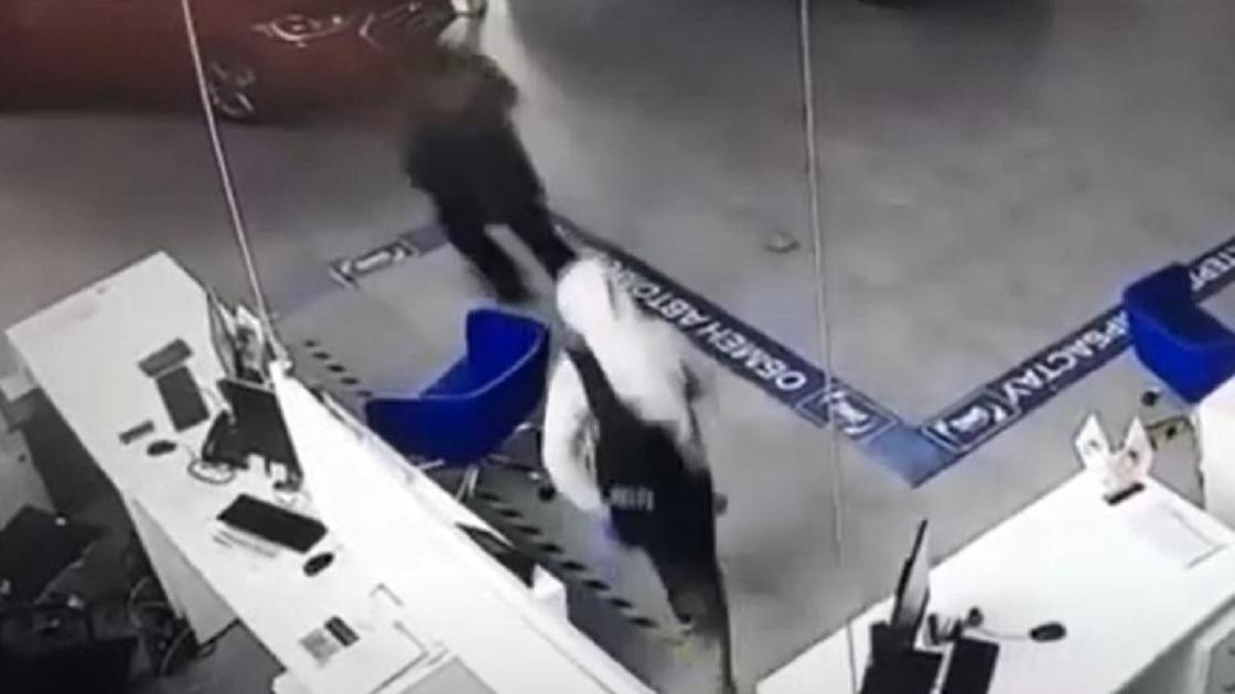 Пара пыталась ограбить автоцентр в Нур-Султане