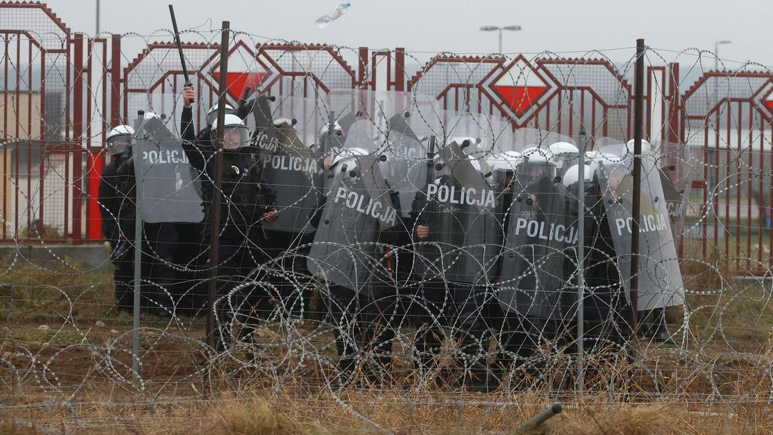 Польские силовики на границе с Беларусью
