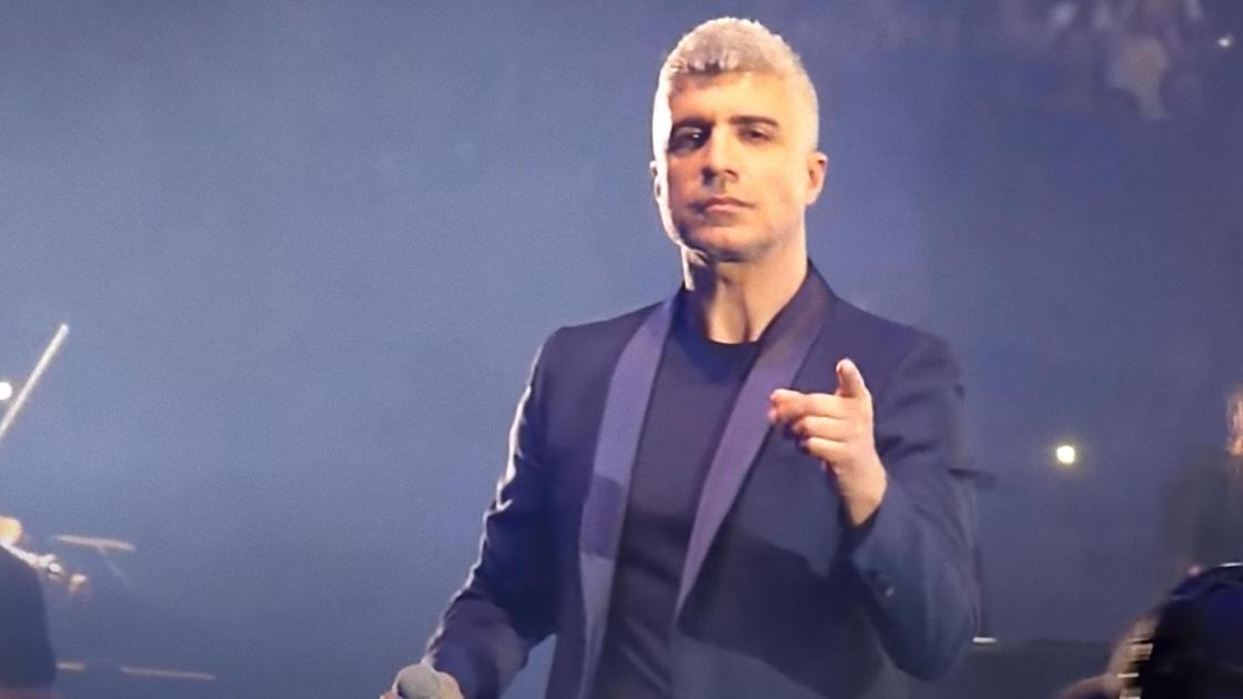 биография турецкого актера озджана дениза. 3f994cf74c55562e. биография турецкого актера озджана дениза фото. биография турецкого актера озджана дениза-3f994cf74c55562e. картинка биография турецкого актера озджана дениза. картинка 3f994cf74c55562e. Озджан Дениз (тур. Özcan Deniz). Родился 19 мая 1972 года в Анкаре (Турция). Турецкий актер театра и кино, певец, композитор, писатель, режиссер, сценарист. биография турецкого актера озджана дениза. 3f994cf74c55562e. биография турецкого актера озджана дениза фото. биография турецкого актера озджана дениза-3f994cf74c55562e. картинка биография турецкого актера озджана дениза. картинка 3f994cf74c55562e. Озджан Дениз (тур. Özcan Deniz). Родился 19 мая 1972 года в Анкаре (Турция). Турецкий актер театра и кино, певец, композитор, писатель, режиссер, сценарист.