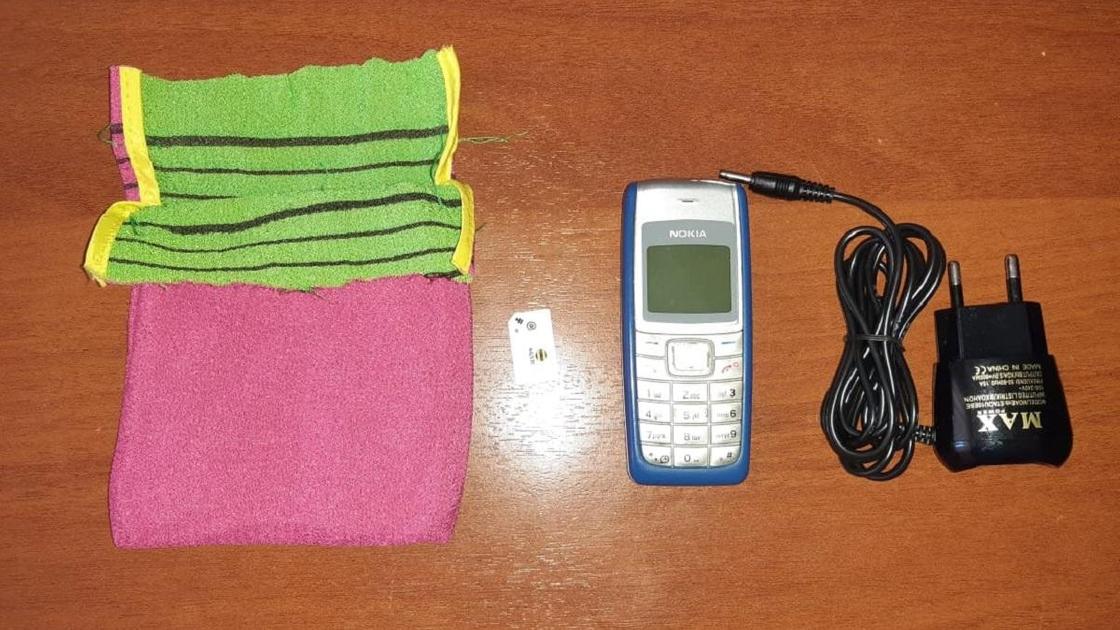 Телефон, изъятый у посетительницы СИЗО в Актобе