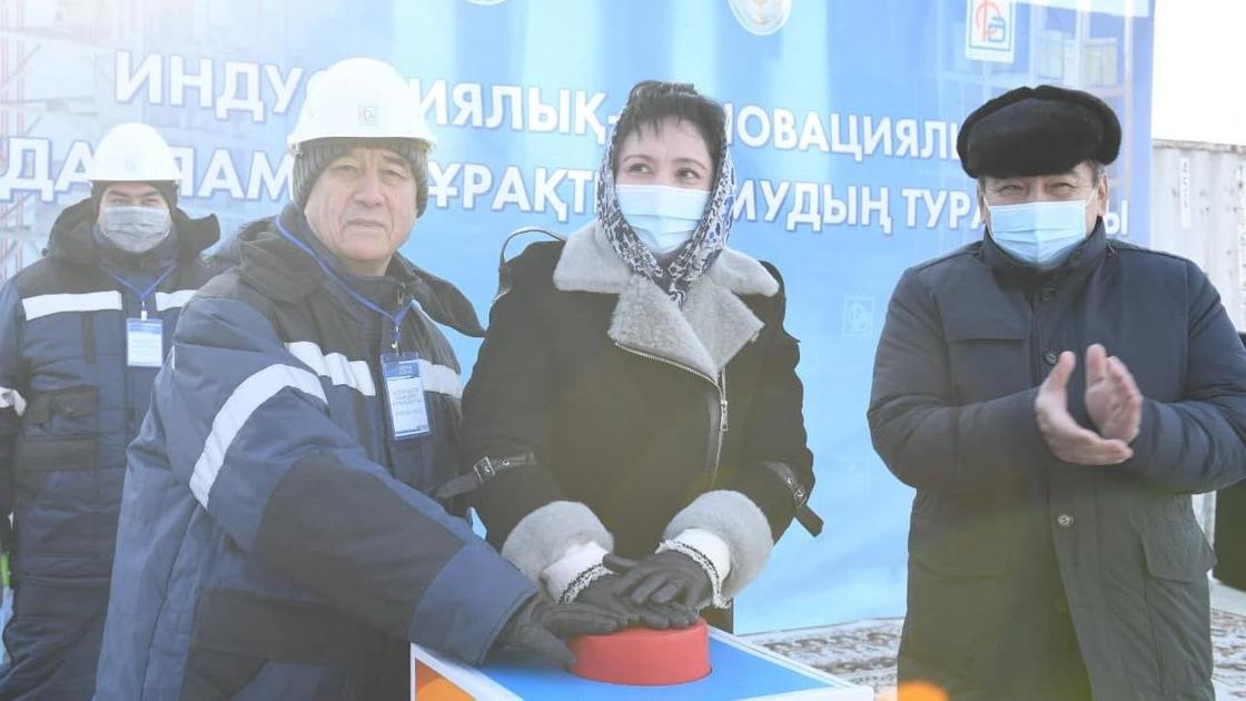 Гүлшара Әбдіқалықова Гүлшара Әбдіқалықова