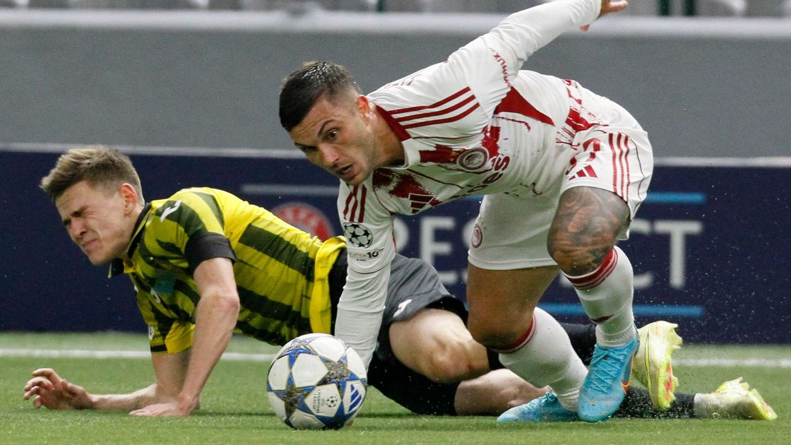 Матч "Кайрата" и "Олимпиакоса" в ЛЧ