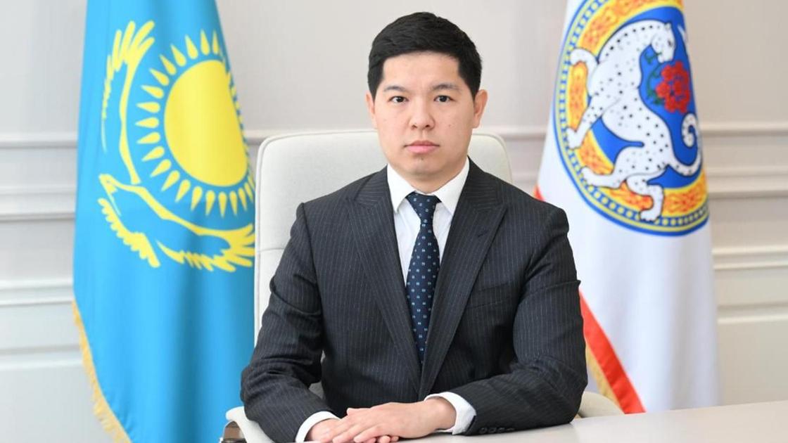 Батырхан Сүлейменов