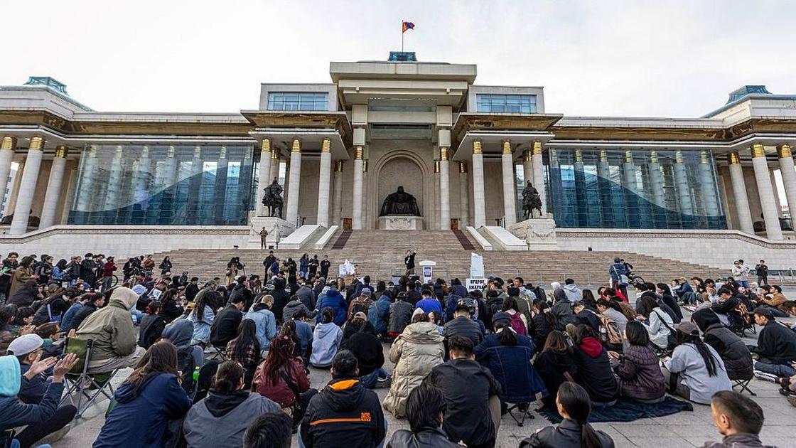 Протесты в Монголии
