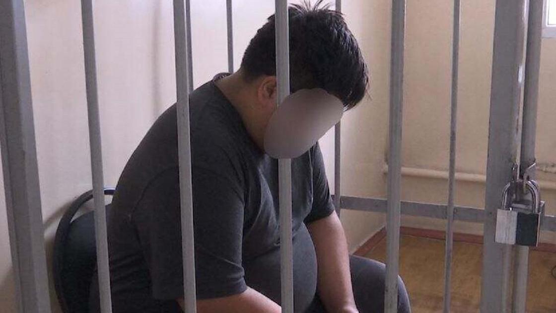 Подозреваемый в нападении Подозреваемый в нападении