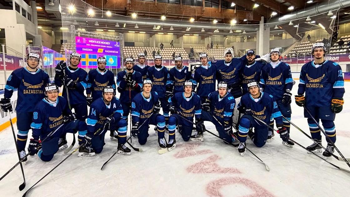 Хоккейден Қазақстан ерлер құрамасы