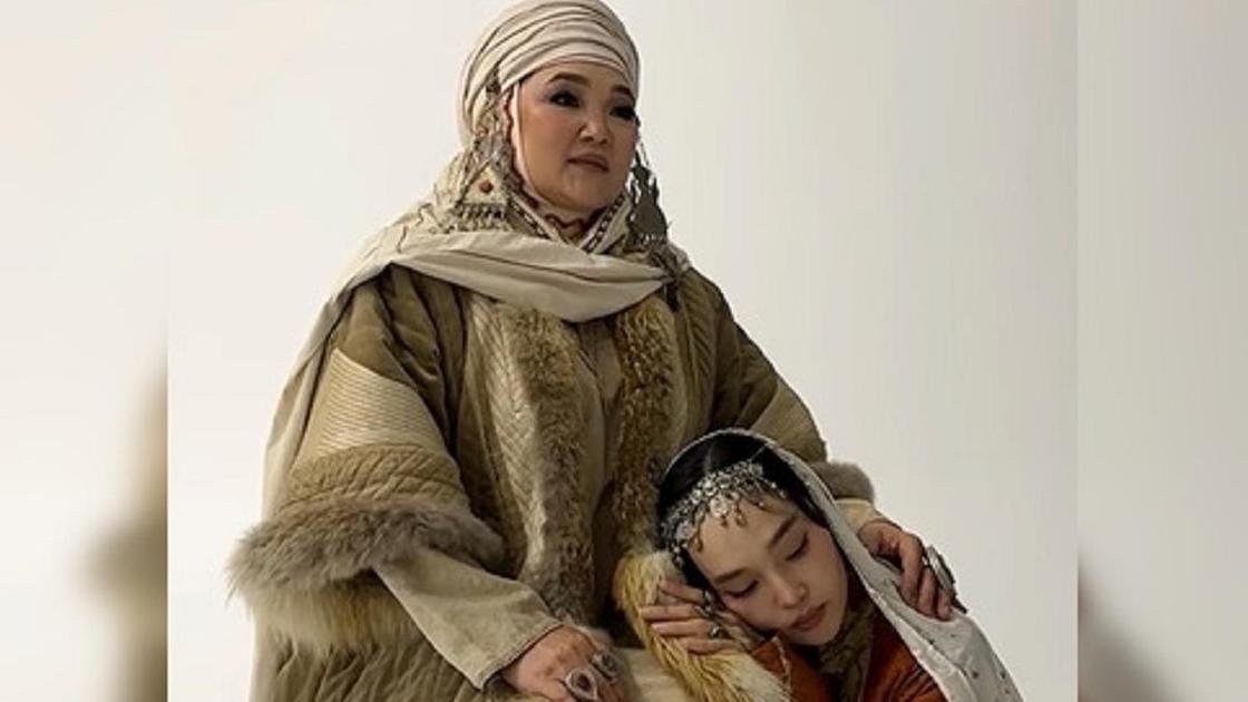 Жанар Айжанова и Айжулдыз Адайбекова