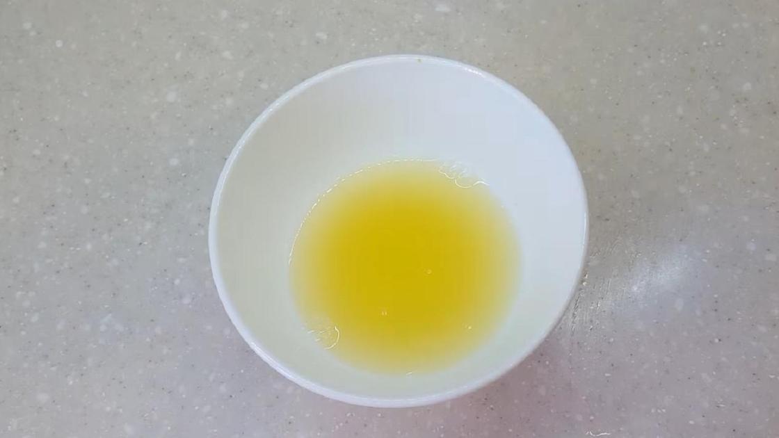 Отжатый сок лимона