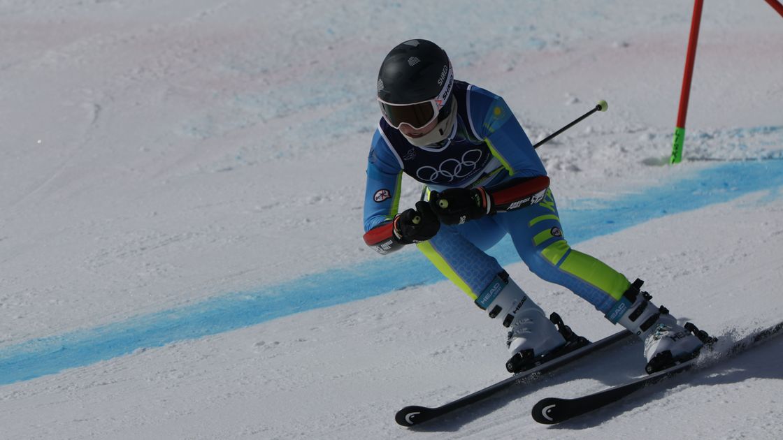 Казахстанская горнолыжница Александра Скороходова