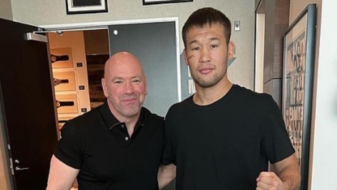 Президент UFC Дэйна Уайт и боец Шавкат Рахмонов