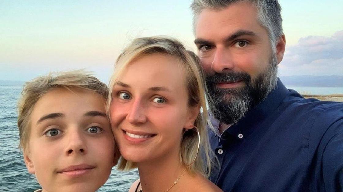 Полина Гагарина с мужем и сыном. Фото