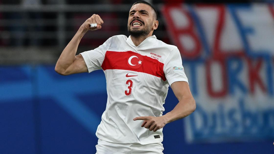 Защитник сборной Турции Мерих Демирал