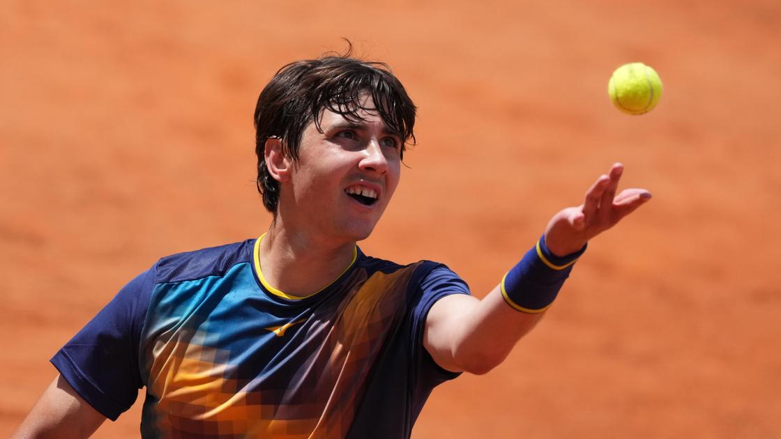 Казахстанский теннисист Александр Шевченко