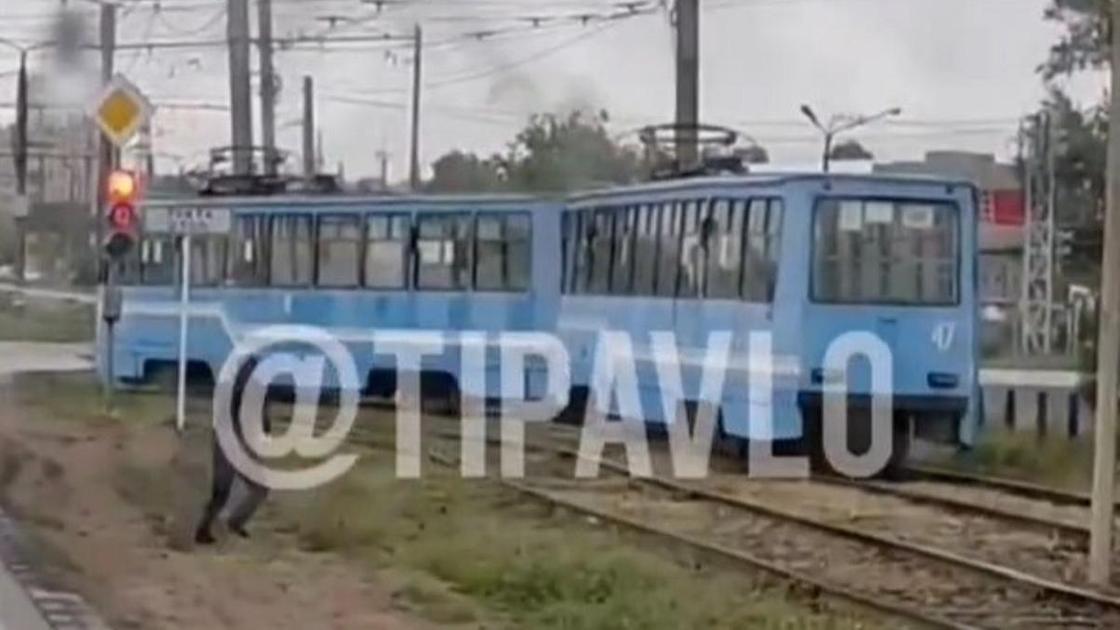 Трамвай загорелся в Павлодаре