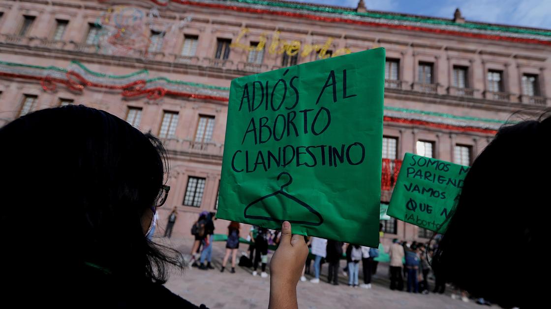 Активисты на улицах Мексики после объявления о декриминализации абортов