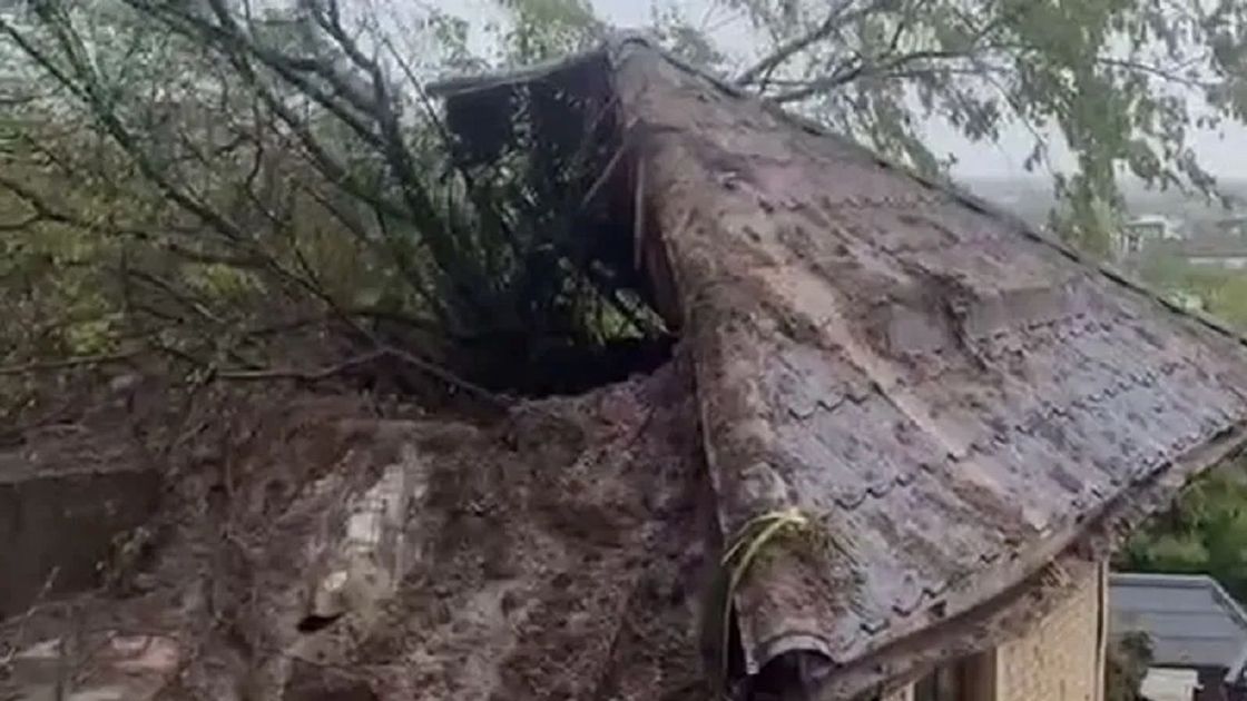 Оплывина сошла на здание