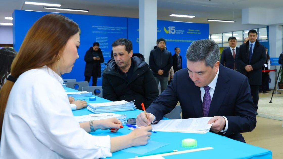 Олжас Бектенов