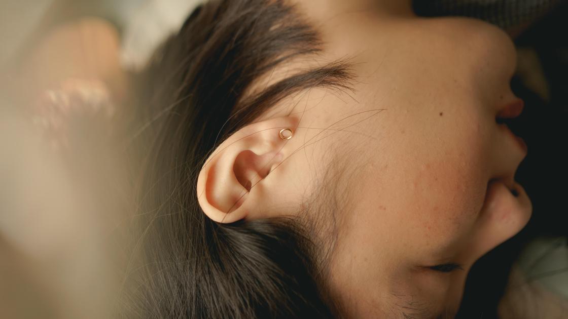 В США врачи пересадили девушке ухо, напечатанное на 3D-принтере — Wonderzine