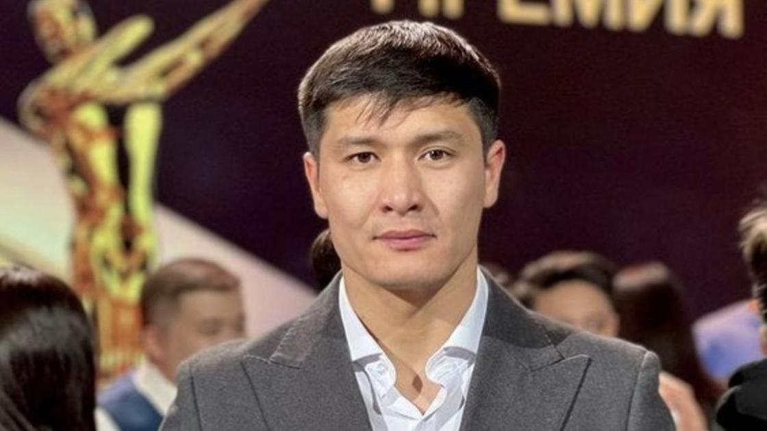 "Тұңғышбай аға оқуымды төрт жыл төледі": белгілі актер грантқа түсе ...